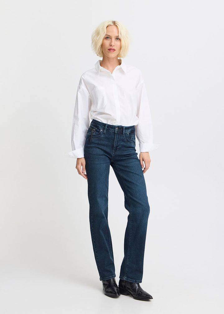 Karolina Straight Leg Jeans