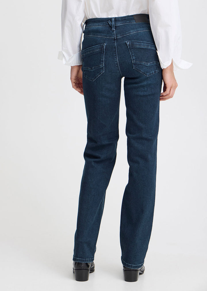 Karolina Straight Leg Jeans